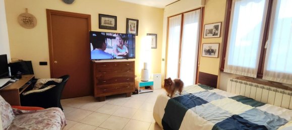 Studio in Bareggio, Italy No. 290595 30