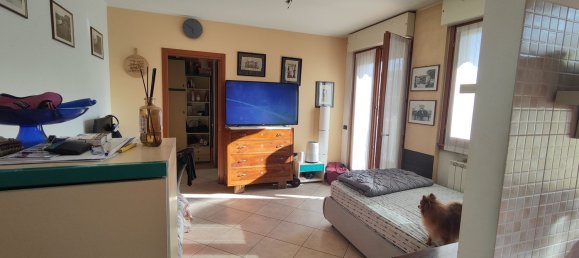 Studio in Bareggio, Italy No. 290595 20