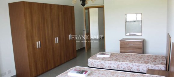 2 bedrooms Apartment in Salina, Malta No. 8705 4