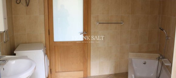 2 bedrooms Apartment in Salina, Malta No. 8705 5