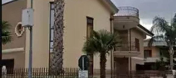 8 rooms Villa in Gricignano di Aversa, Italy No. 106948 2