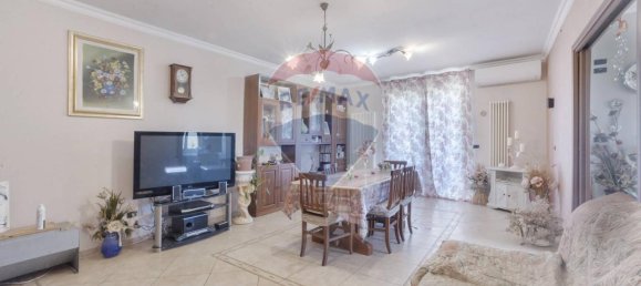 Дом с 4 комнатами в Лорето Апрутино, Италия № 177622 23