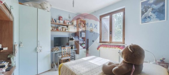 Дом с 4 комнатами в Лорето Апрутино, Италия № 177622 28