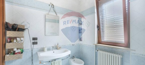 Дом с 4 комнатами в Лорето Апрутино, Италия № 177622 33