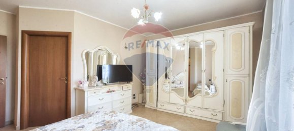 Дом с 4 комнатами в Лорето Апрутино, Италия № 177622 11