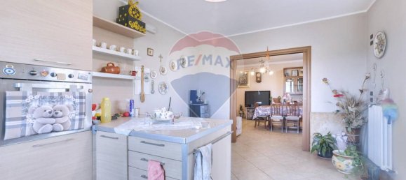 Дом с 4 комнатами в Лорето Апрутино, Италия № 177622 8