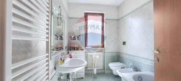 Дом с 4 комнатами в Лорето Апрутино, Италия № 177622 13