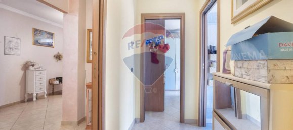 Дом с 4 комнатами в Лорето Апрутино, Италия № 177622 26