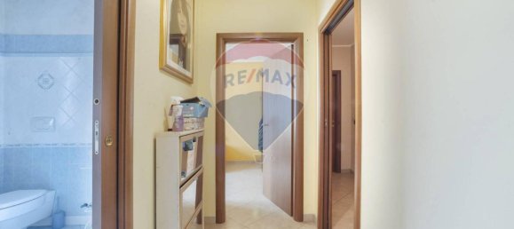 Дом с 4 комнатами в Лорето Апрутино, Италия № 177622 27