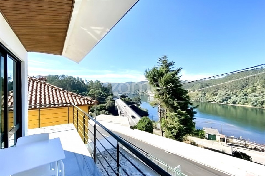 3 غرف نوم منزل في Gondomar, Portugal رقم 103502