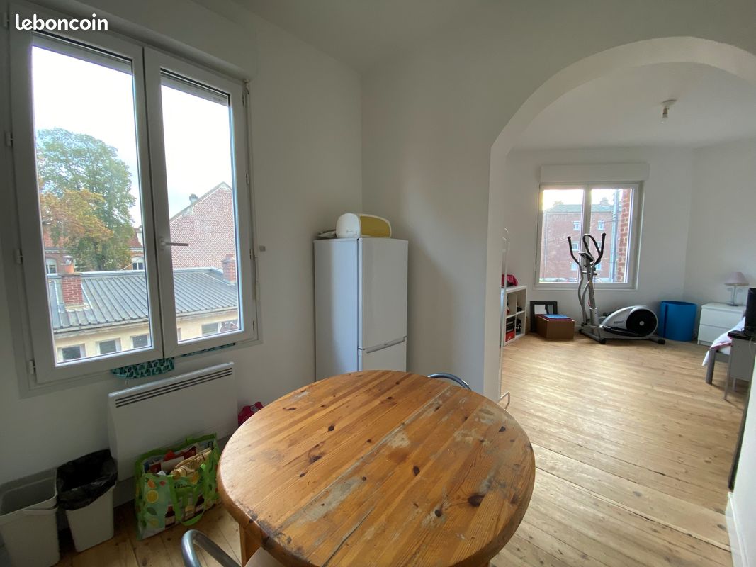 Apartamento de 6 dormitorios en Amiens, France No. 76928