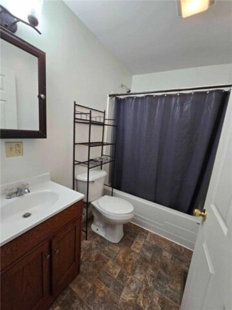 8 bedrooms House in Waterloo, USA No. 390817