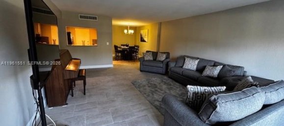 2 Schlafzimmer Gewerbliche Immobilien in Miami, USA, Nr. 615683 8