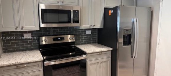 2 Schlafzimmer Gewerbliche Immobilien in Miami, USA, Nr. 615683 13
