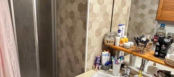 2 bedrooms Apartment in Evry, France No. 184655 4