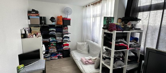 2 bedrooms Apartment in Evry, France No. 184655 2