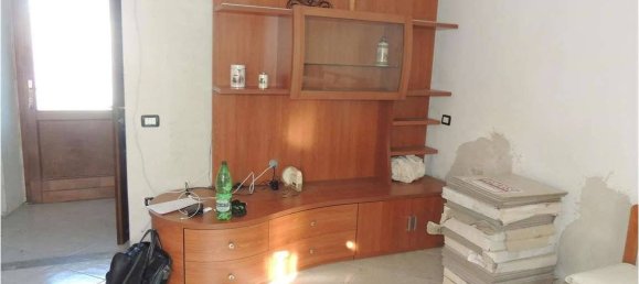 2 chambres Maison à Castelnovetto, Italy No. 187899 9