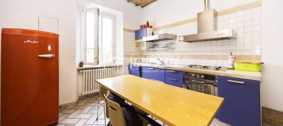 2 bedrooms Apartment in Perugia, Italy No. 356575 4