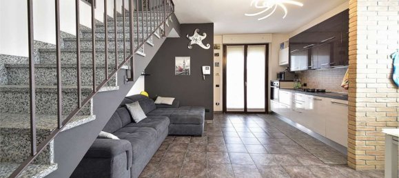 3-salle Duplex à Como, Italy No. 313819 15