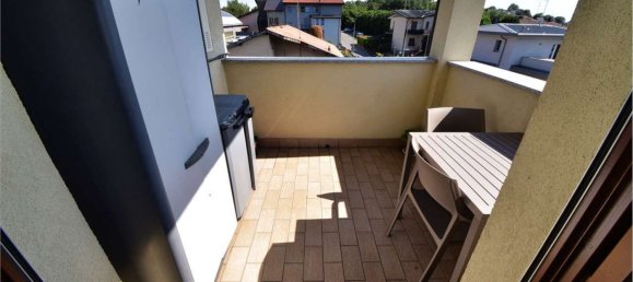 3-salle Duplex à Como, Italy No. 313819 4