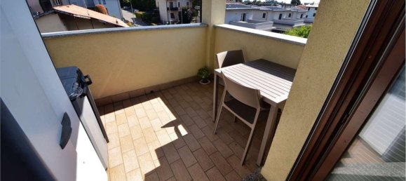 3-salle Duplex à Como, Italy No. 313819 13