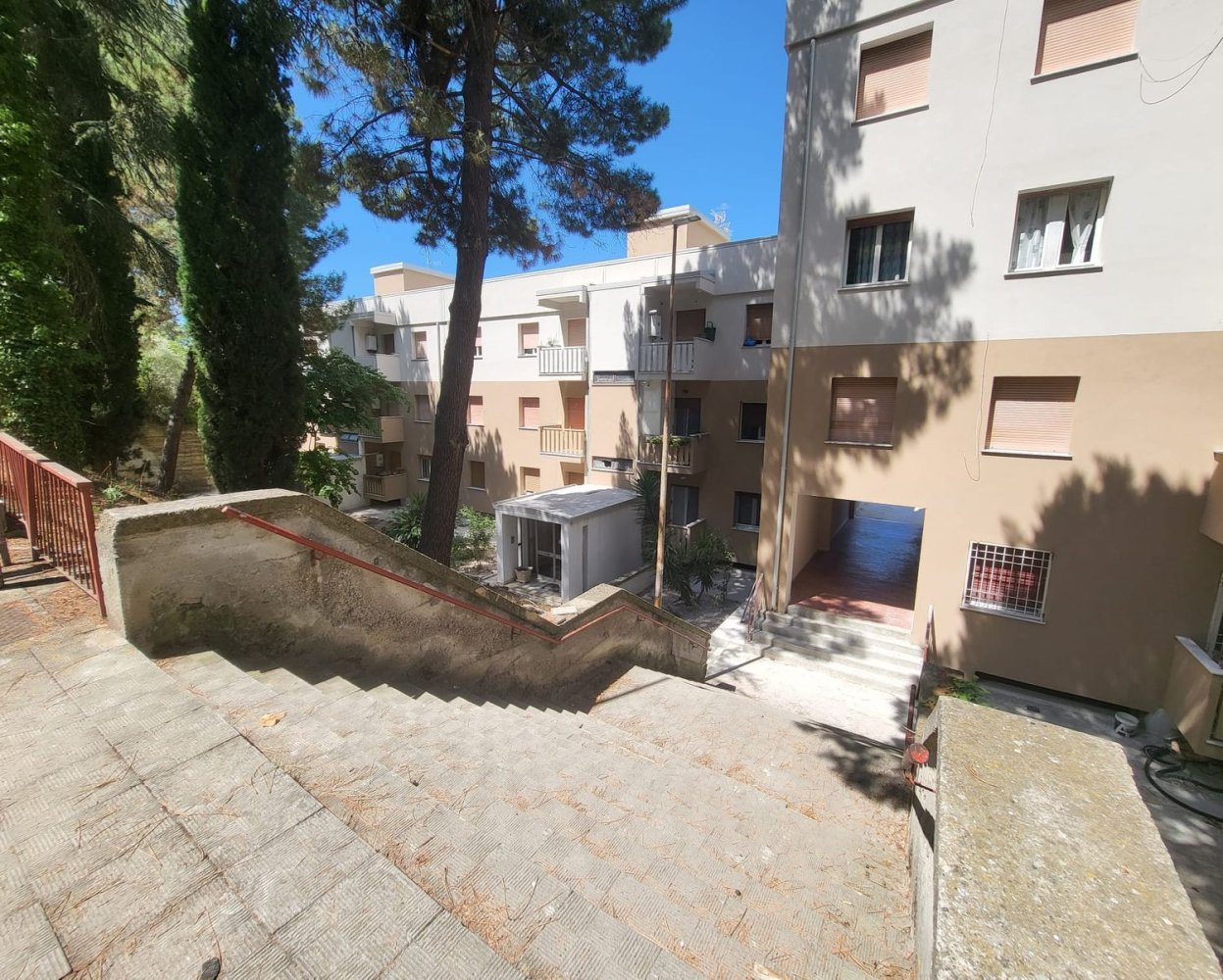 3 bedrooms Apartment in Benevento, Italy No. 351474