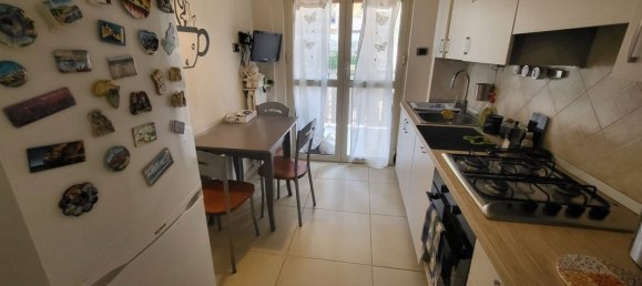 3 bedrooms Apartment in Benevento, Italy No. 351474 2