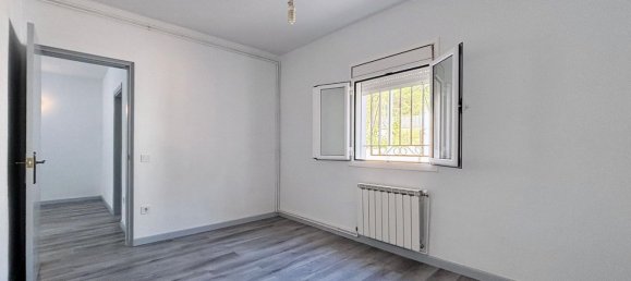 3 bedrooms House in Vacarisses, Spain No. 154940 4