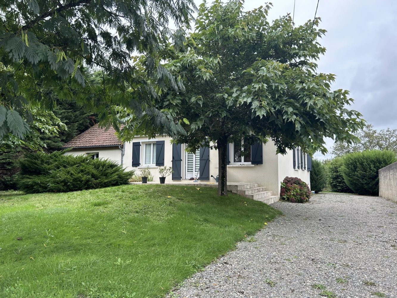 Дом с 2 спальнями в Шайак, Франция № 220511