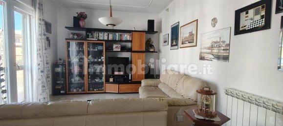 2 bedrooms Villa in Porto Viro, Italy No. 351118 2