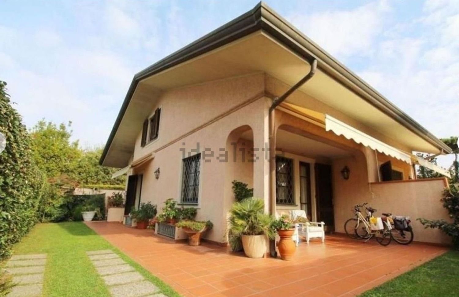 10 rooms Villa in Forte dei Marmi, Italy No. 194148