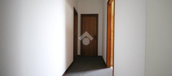 2 rooms Apartment in Udine, Italy No. 161525 25