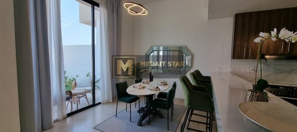 4 bedrooms Villa in Mina Al Arab, UAE No. 4815 18