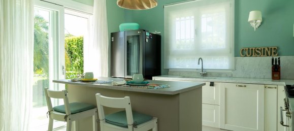 4 bedrooms Villa in Forte dei Marmi, Italy No. 369842 43