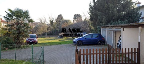 3 rooms Apartment in Lomazzo, Italy No. 11526 27