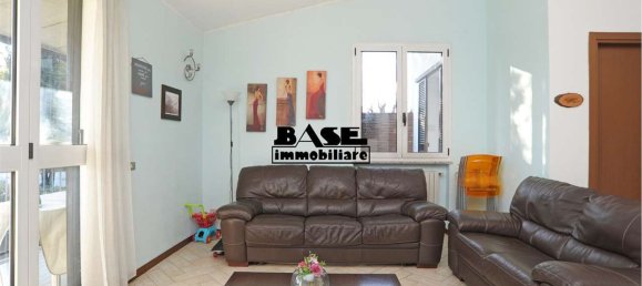 3 rooms Apartment in Lomazzo, Italy No. 11526 10