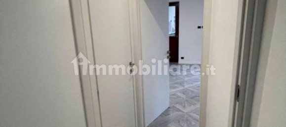 1 bedroom Apartment in Turin, Italy No. 148644 8