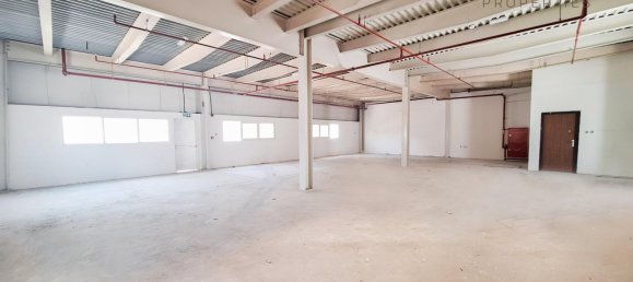 463m² Warehouse in Jebel Ali, UAE No. 54117 2
