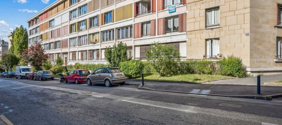 Apartamento de 2 dormitorios en Romainville, France No. 300239 13