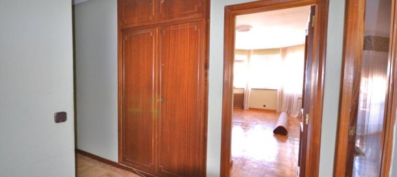 4 غرف نوم شقة في Palencia, Spain رقم 181093 32