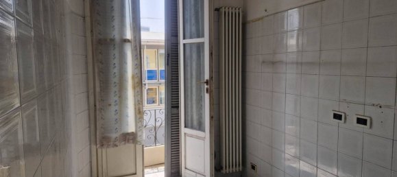 1 chambre Appartement à Milan, Italy No. 327294 4