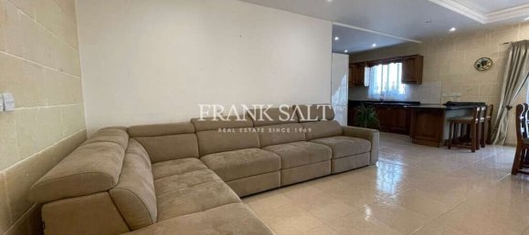 3 chambres Appartement à Xewkija, Malta No. 6169 2