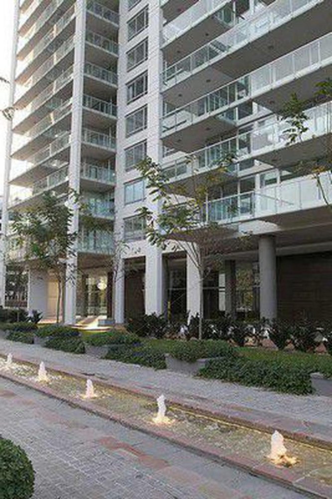 2 bedrooms Apartment in Vicente Lopez, Argentina No. 95567