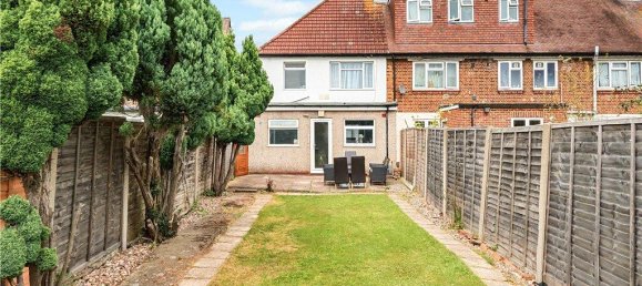 3 bedrooms Commercial property in Hounslow, United Kingdom No. 8498 18