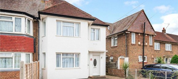 3 bedrooms Commercial property in Hounslow, United Kingdom No. 8498 19