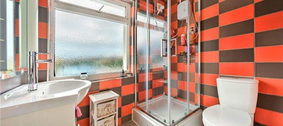 3 bedrooms Commercial property in Hounslow, United Kingdom No. 8498 16