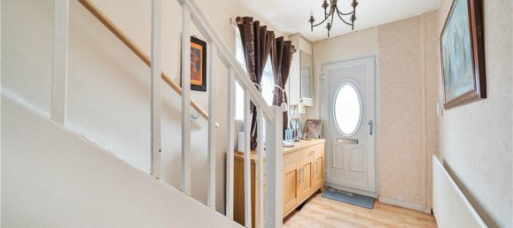 3 bedrooms Commercial property in Hounslow, United Kingdom No. 8498 11