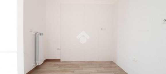 Квартира с 2 комнатами в Сан Джакомо делле Сеньяте, Италия № 298744 4