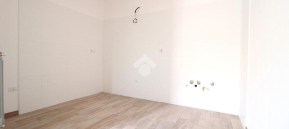 Квартира с 2 комнатами в Сан Джакомо делле Сеньяте, Италия № 298744 3