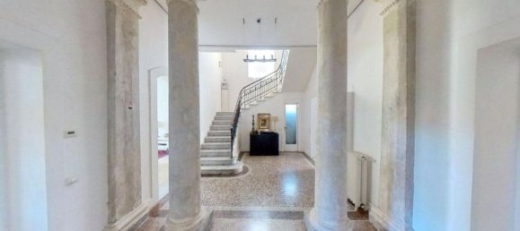 Villa T14 em Livorno, Italy N.º 370751 3